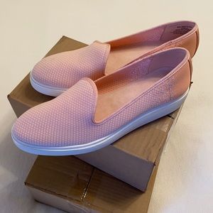 NEW Isaac Mizrahi shoe